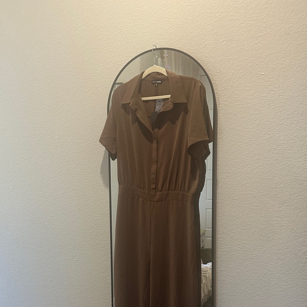 Brown Short-Sleeve Collared one piece